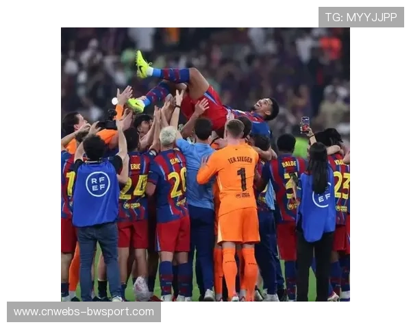 巴萨客场挑战皇家社会,莱万领衔锋线冲击连胜 巴萨客场挑战皇家社会,莱万领衔锋线冲击连胜